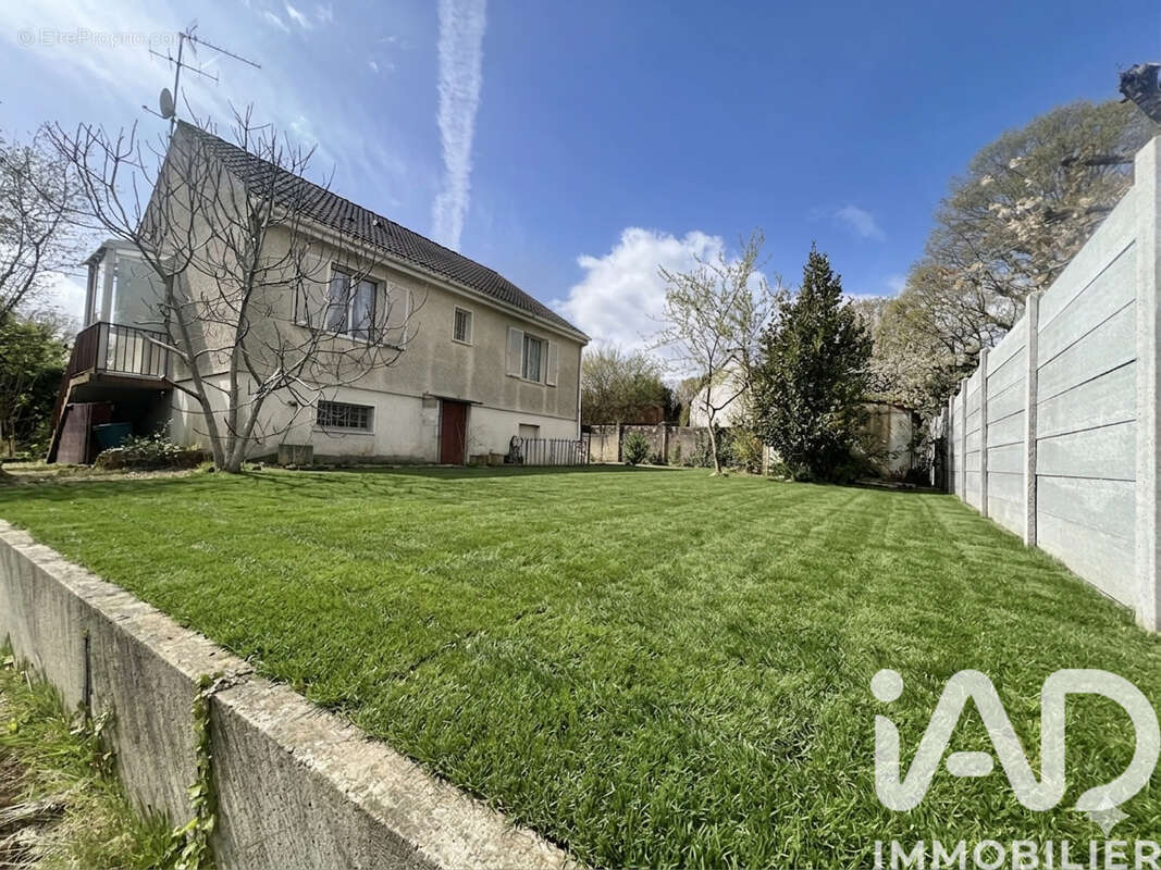 Photo 2 - Maison à VILLECRESNES