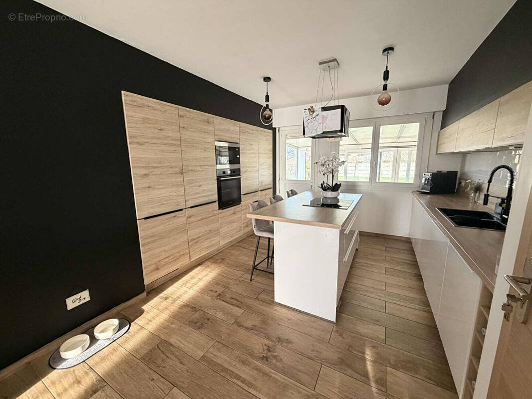 Maison à ROMBIES-ET-MARCHIPONT