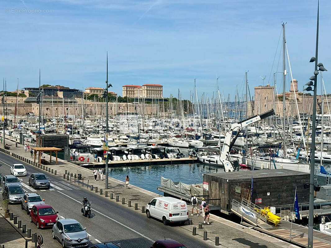 Commerce à MARSEILLE-1E