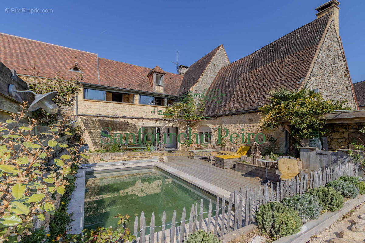 Maison à DOMME