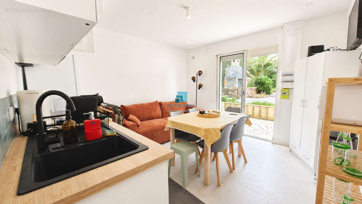 Appartement à FREJUS