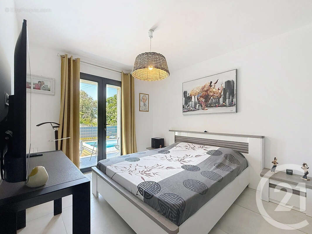 Maison 100 m² à Santa-Lucia-Di-Moriani  - photo 15