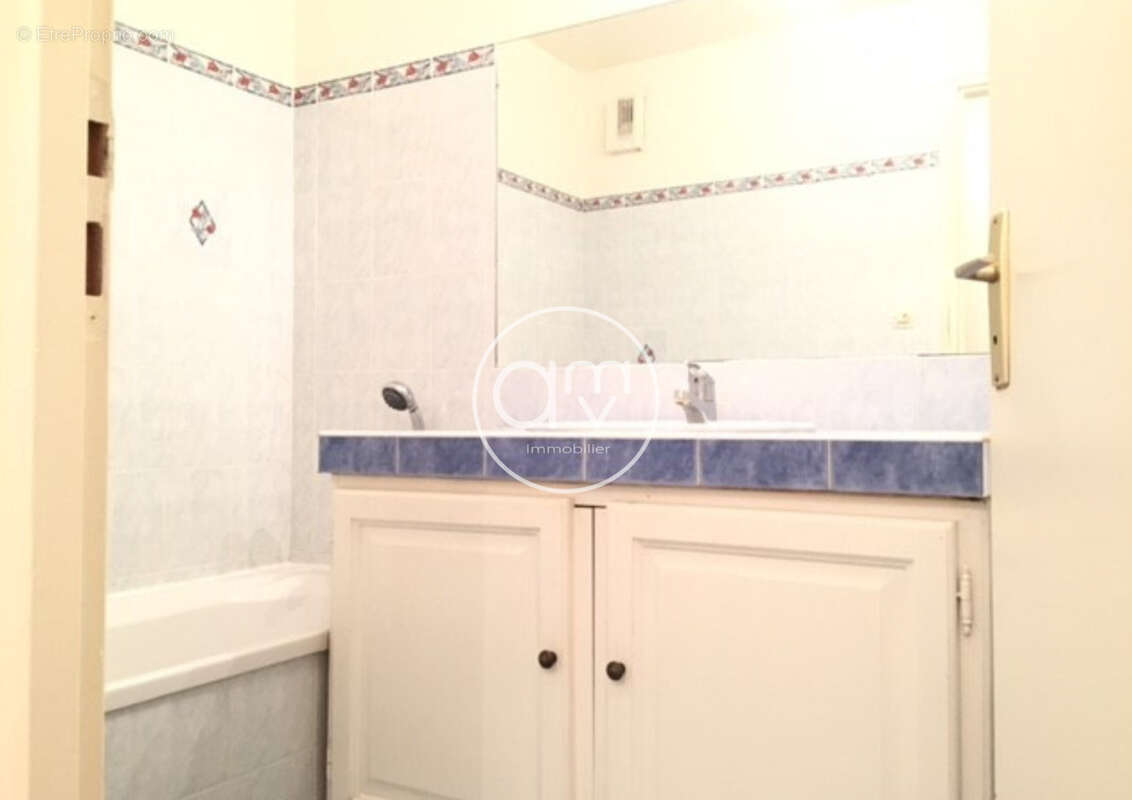 Appartement à HYERES