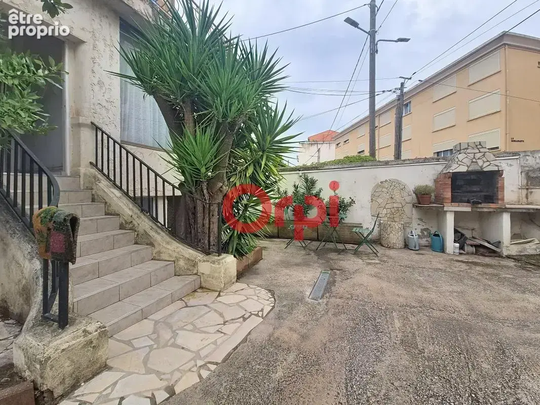 Maison À Vendre de 120m² habitable sur 230M² de terrain à la SEYNE SUR MER - photo 21