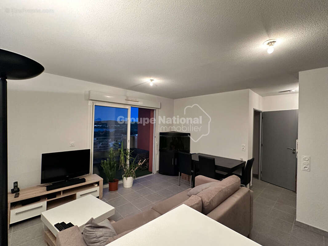 Appartement à ARAMON