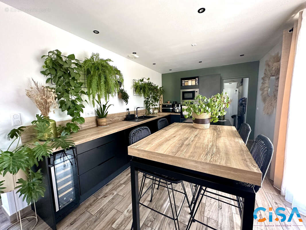 Maison 112 m² à Neuilly-En-Thelle  - photo 4