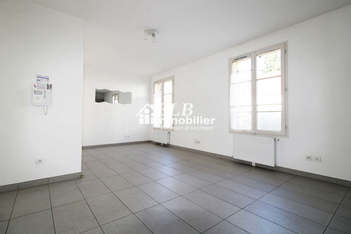 Appartement studio 27,60m2 avec parking et cave - photo 4