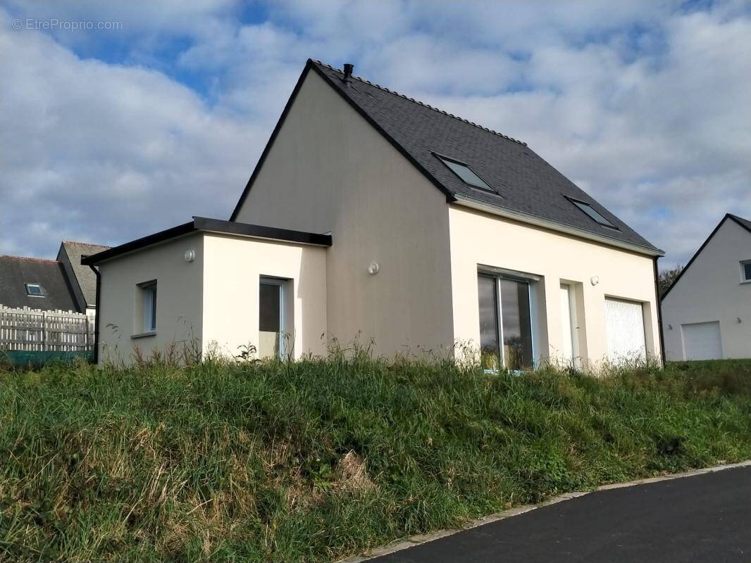 Maison à BRIEC