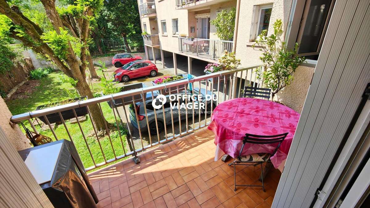 Appartement - 3 pièces - 75 m² - photo 4