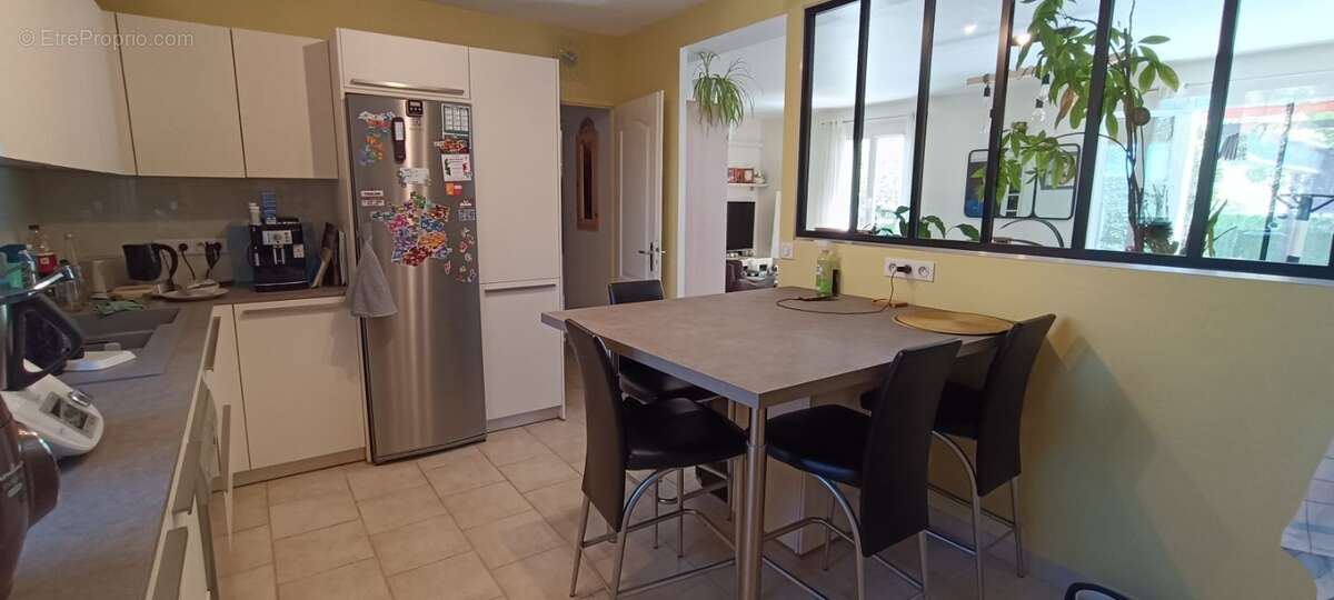 Maison à SAINT-CYR-SUR-MER