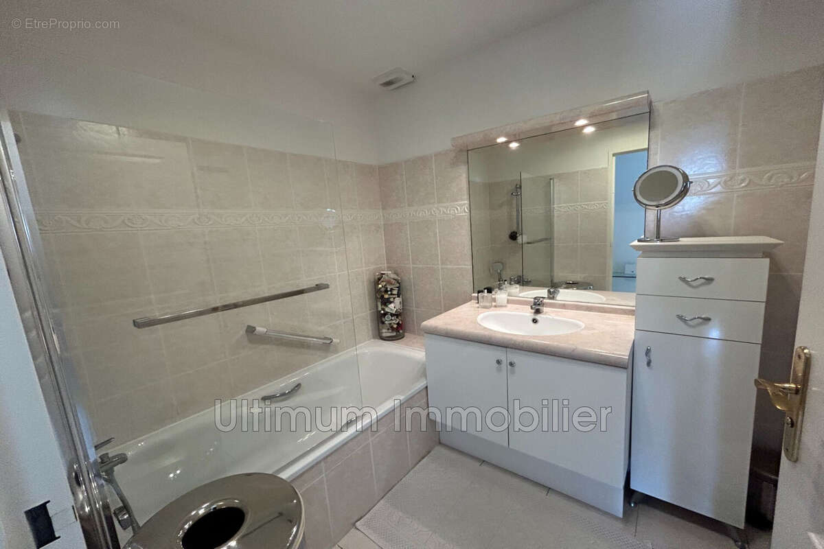 Maison 101 m² à Sainte-Maxime  - photo 7