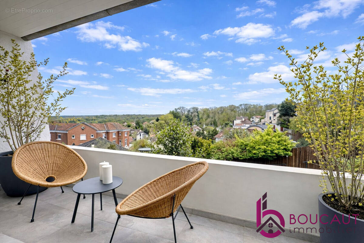 Maison à LE PLESSIS-ROBINSON