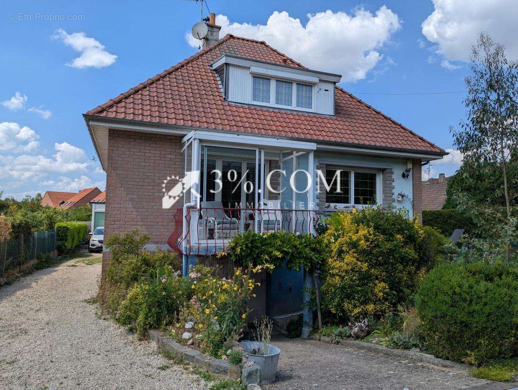 Maison à FACHES-THUMESNIL