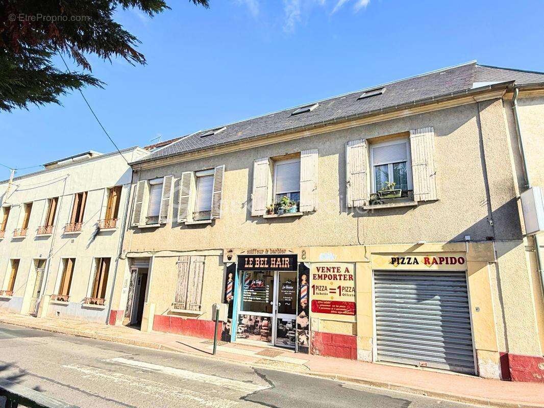 Appartement à SOISY-SUR-SEINE
