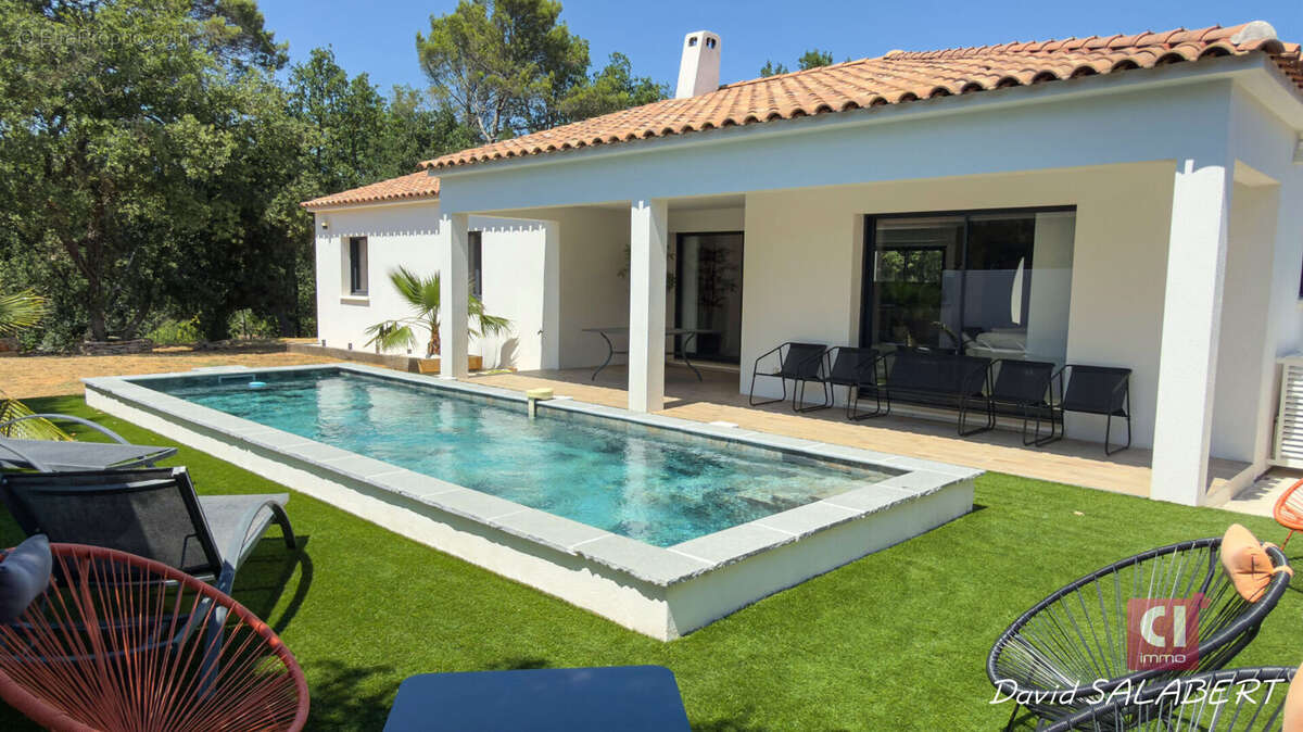 Maison à FORCALQUEIRET
