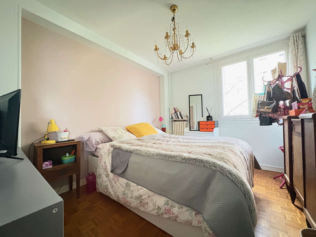 Appartement à BAGNEUX