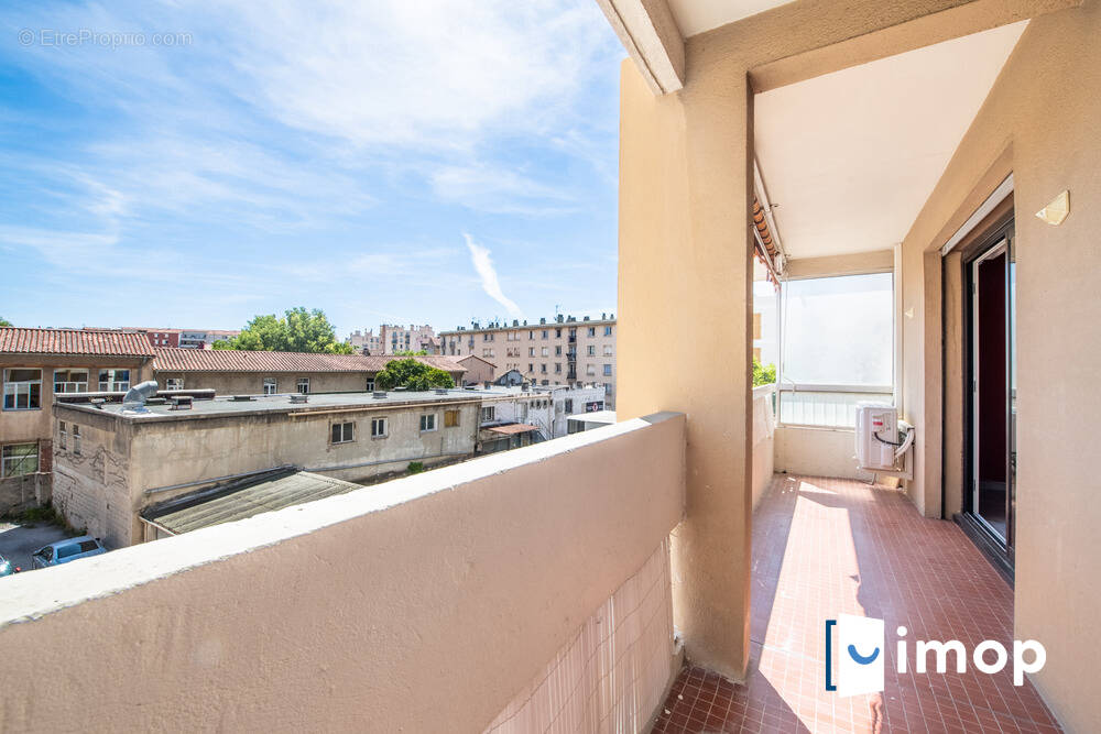 Appartement à MARSEILLE-10E