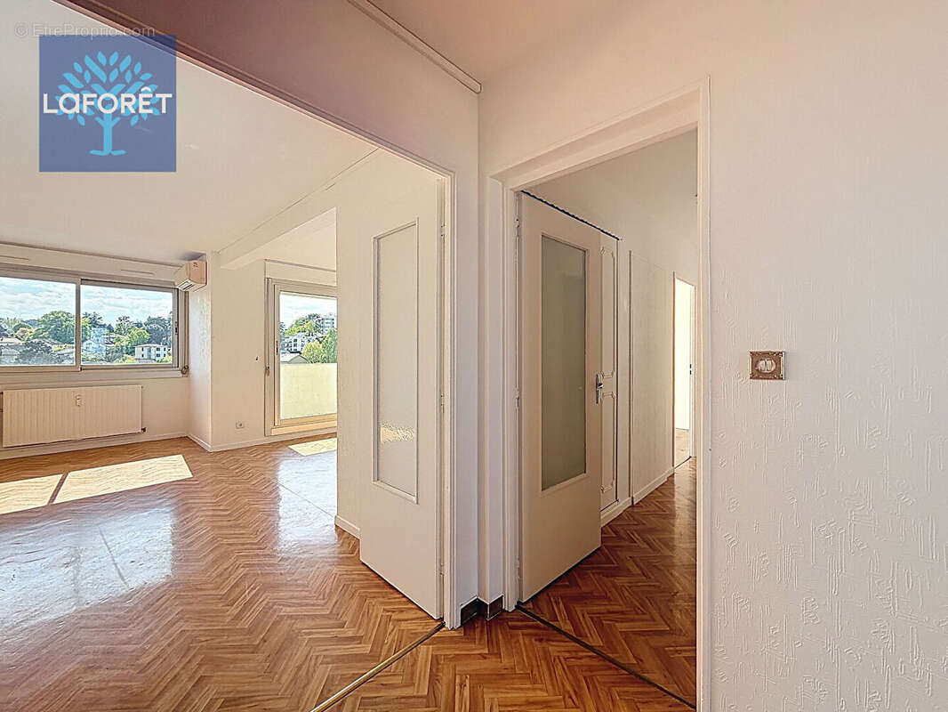 Appartement à OULLINS
