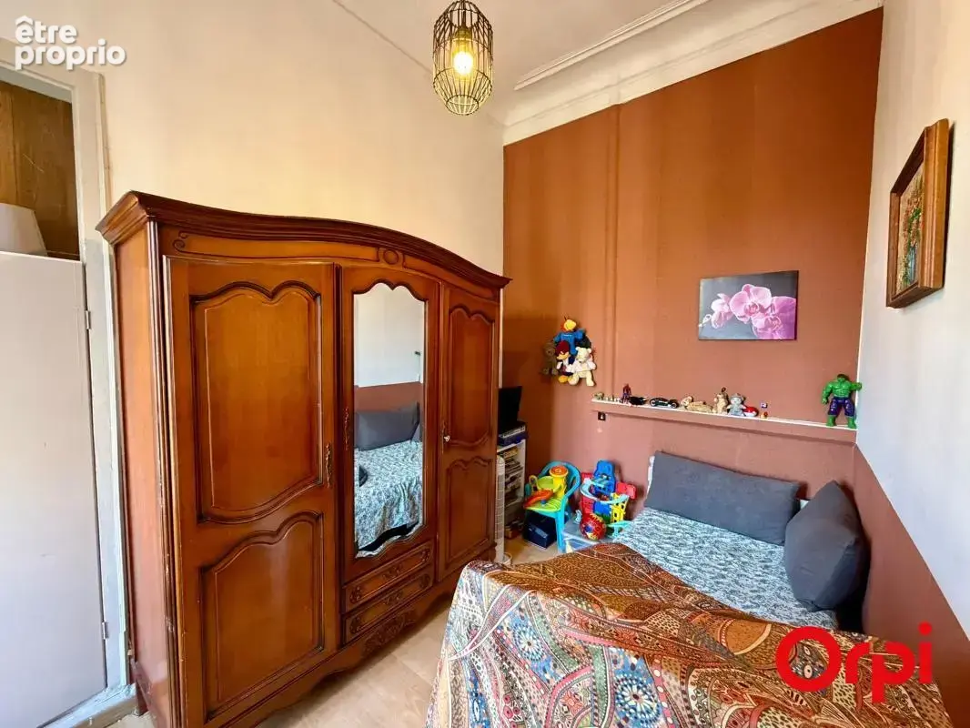 T4 de charme avec balcons et chambres de bonne – 128 m² – Saint-Charles / Le Chapitre (13001) - photo 18