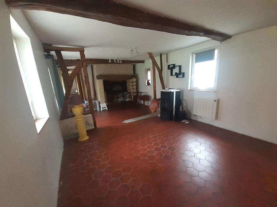 Maison à SAINT-SAMSON-LA-POTERIE