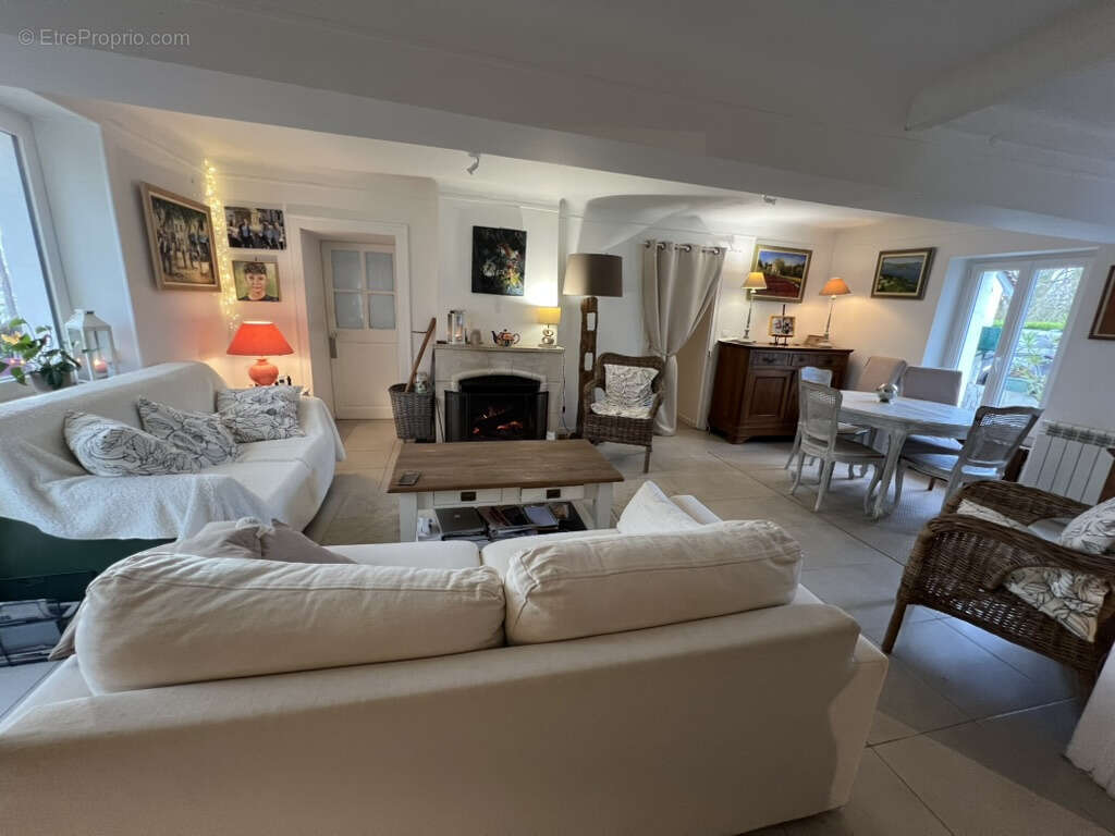 Maison à COSNE-COURS-SUR-LOIRE