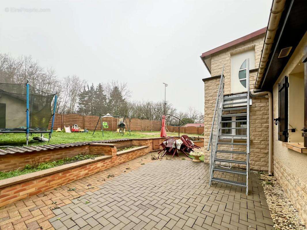 Maison à BEHREN-LES-FORBACH