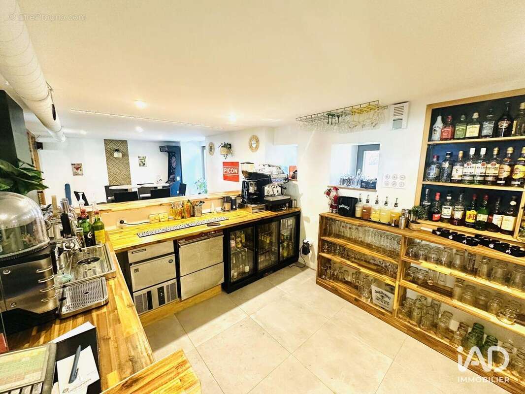 Photo 3 - Commerce à FERRETTE