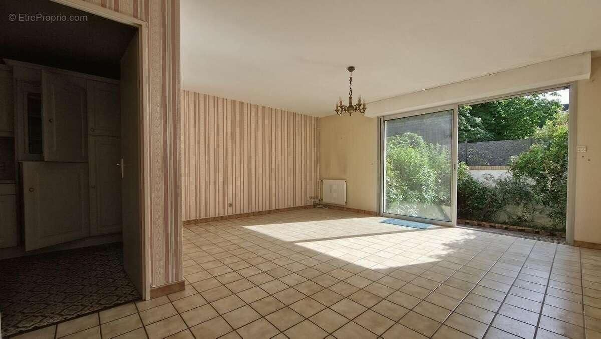 Maison à NEUILLY-PLAISANCE