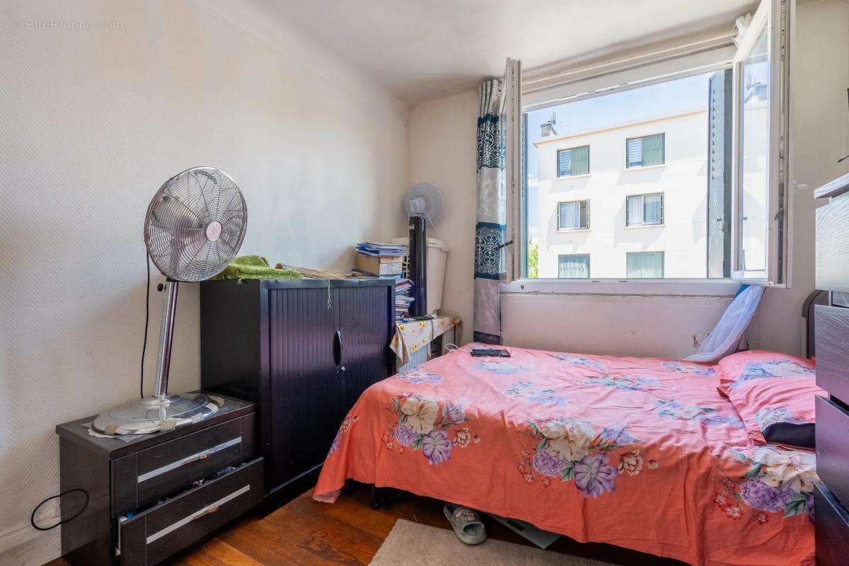 Appartement à AUBERVILLIERS