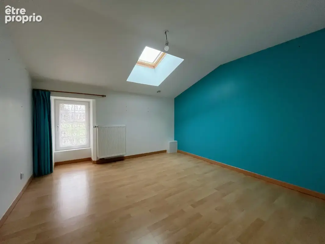 Au Cellier, maison rénovée 138 m2 - 6 pièces sur 4600m2 de terrain - photo 13