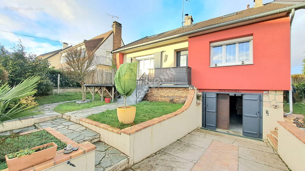 Maison à FONTENAY-EN-PARISIS