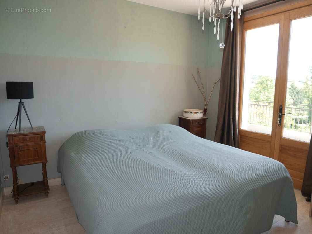 Maison à MONTIGNY-EN-MORVAN