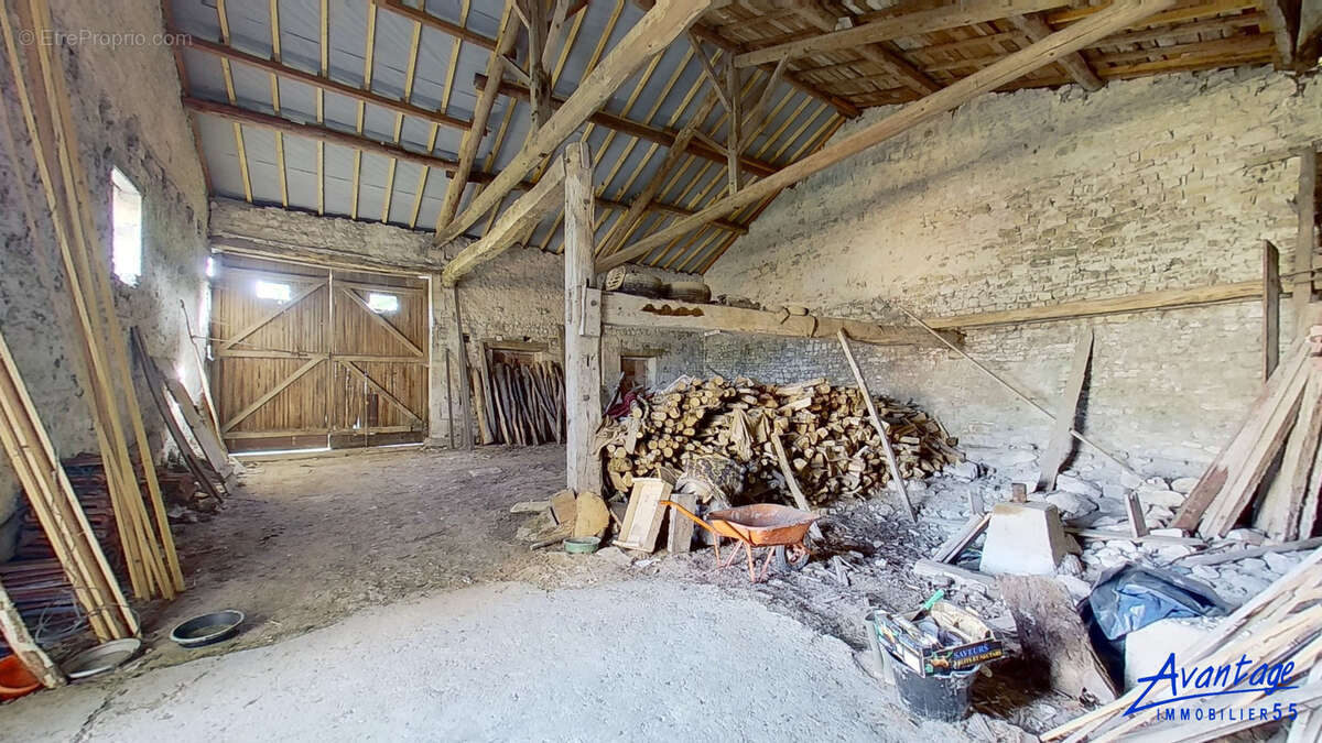 Maison à ERIZE-LA-BRULEE