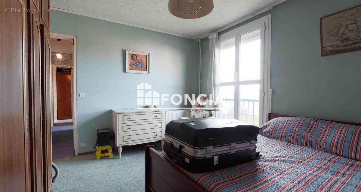 Appartement à DAMMARIE-LES-LYS