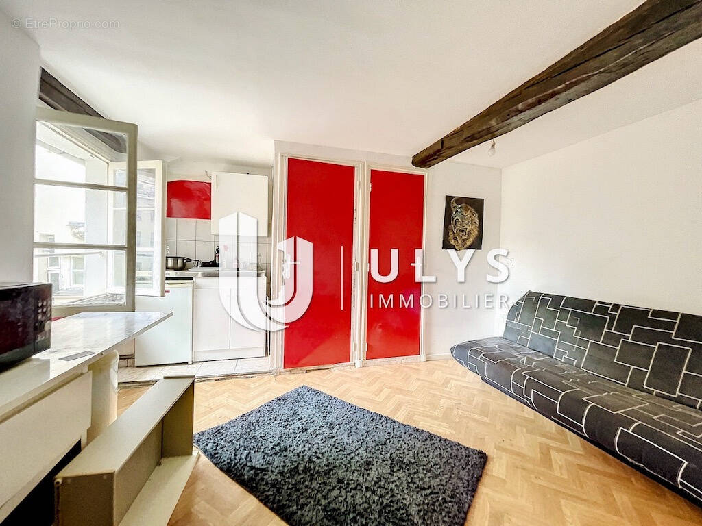 Appartement à PARIS-2E