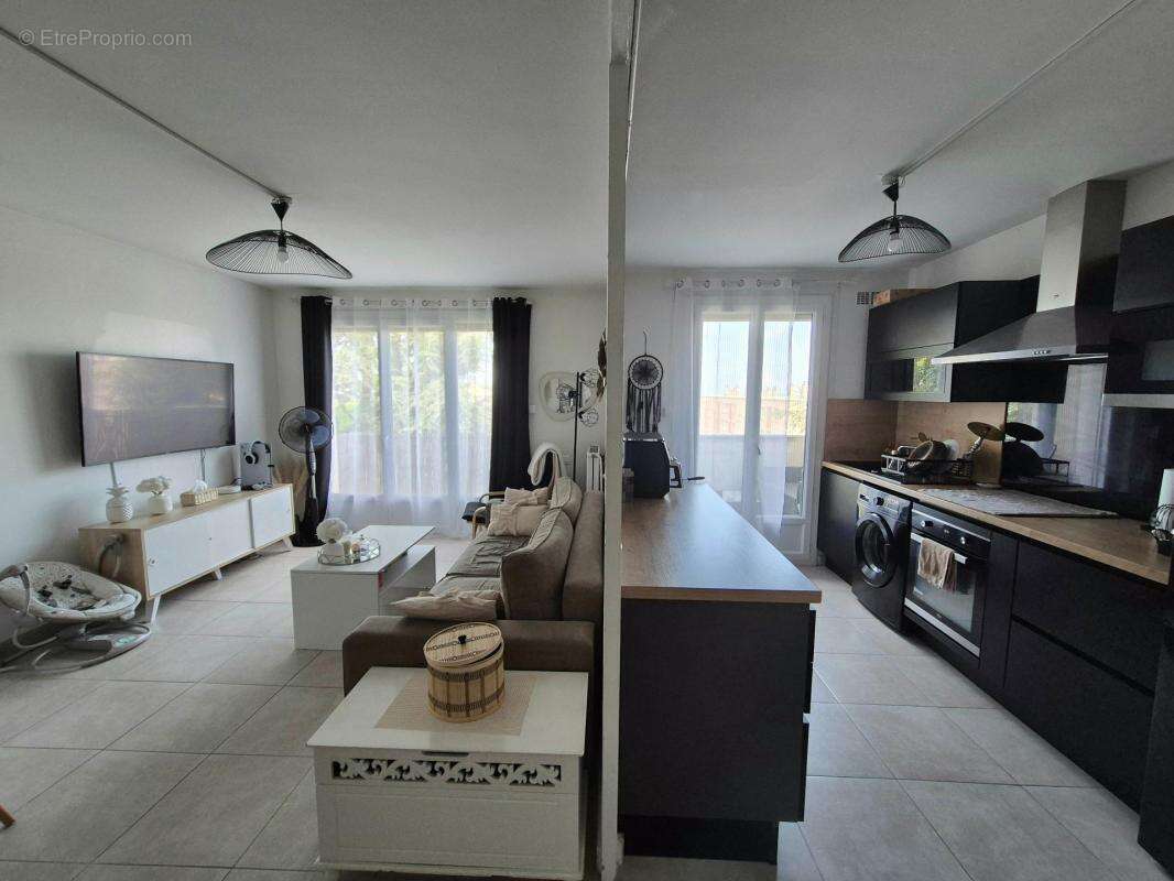 Appartement à SAINT-ETIENNE