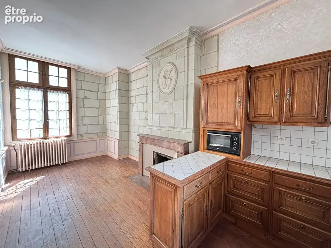 Maison de charme à fort potentiel  Centre-ville de Saumur - photo 3