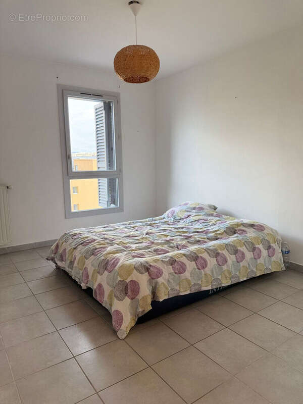 Appartement à MARSEILLE-3E