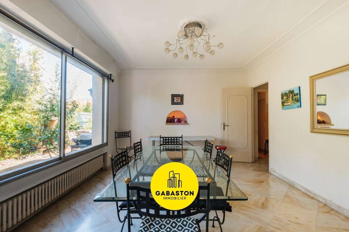 Maison à MARSEILLE-8E