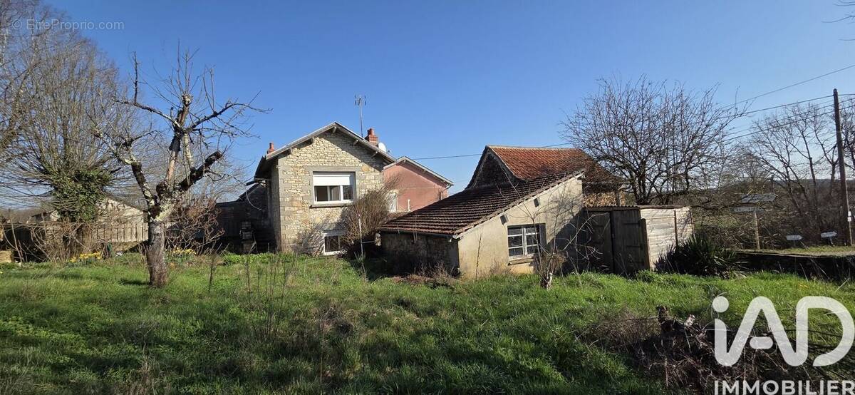 Photo 1 - Maison à VILLENEUVE