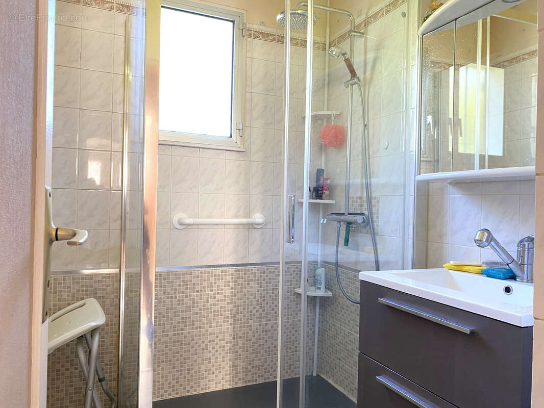 Maison à BAZOCHES-SUR-LE-BETZ