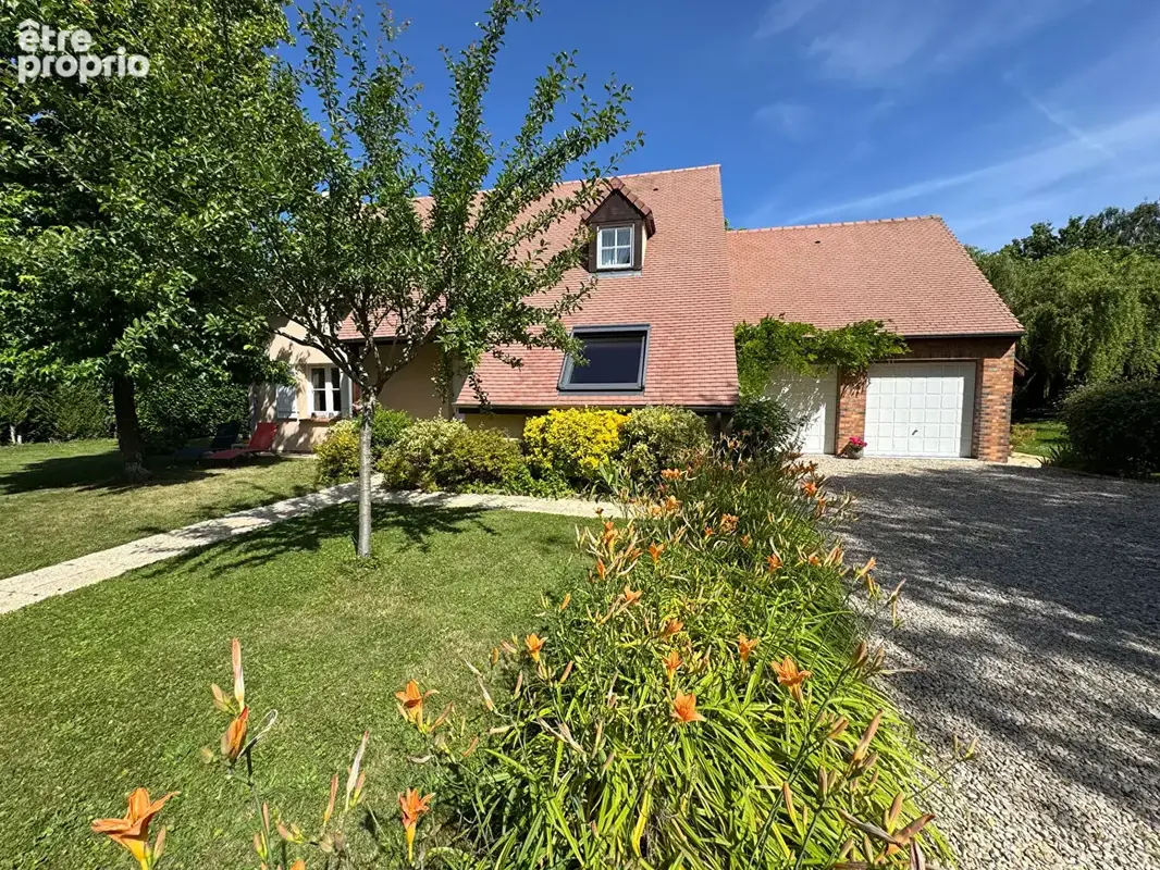 Jolie maison récente  familiale avec très beau jardin Montfort L'Amaury 7 pièces 170 m2 - photo 11