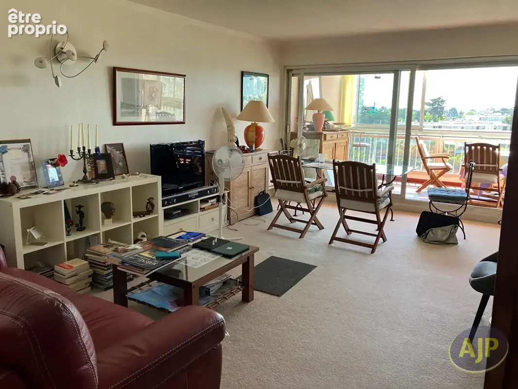 LE POULIGUEN -  85 m² dernier étage avec vue imprenable sur le port de plaisance - photo 3