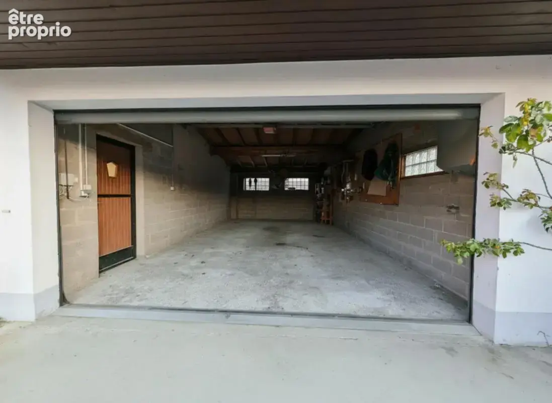Maison familiale 165 m² - 8 pièces - 5 Chambres - Grand garage - photo 14