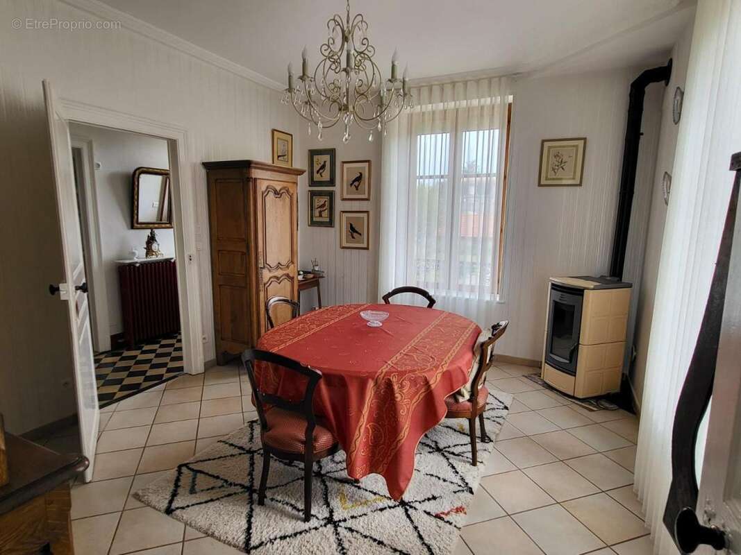 Maison à TOUL
