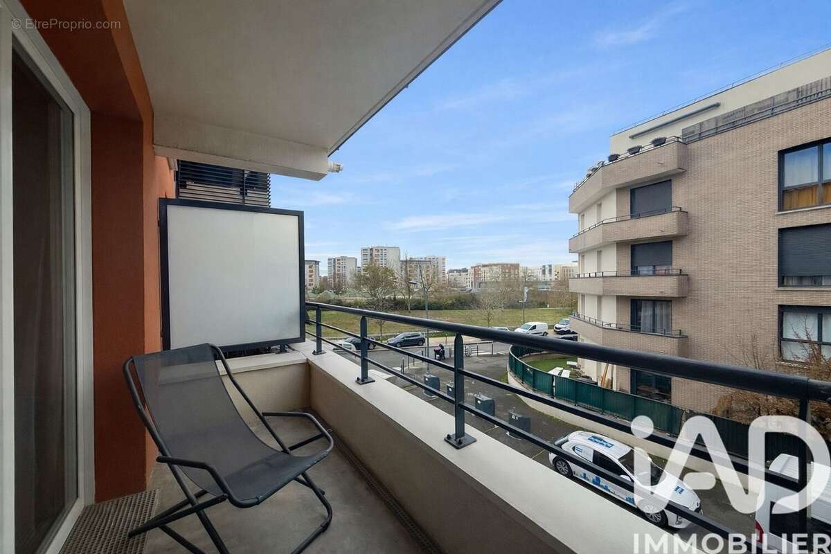 Photo 5 - Appartement à FLEURY-MEROGIS