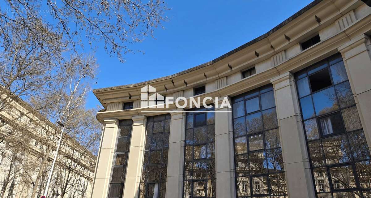 Exclusif montpellier centre antigone superbe 2 pieces de 50 m2 hab - photo 3