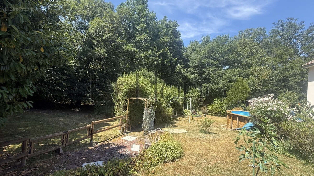 Saint-Dié-des-Vosges - Maison 140m2 quartier calme - photo 18