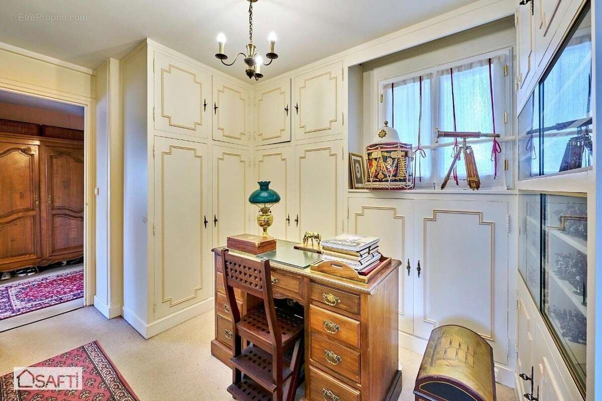 Photo 4 - Appartement à COURBEVOIE