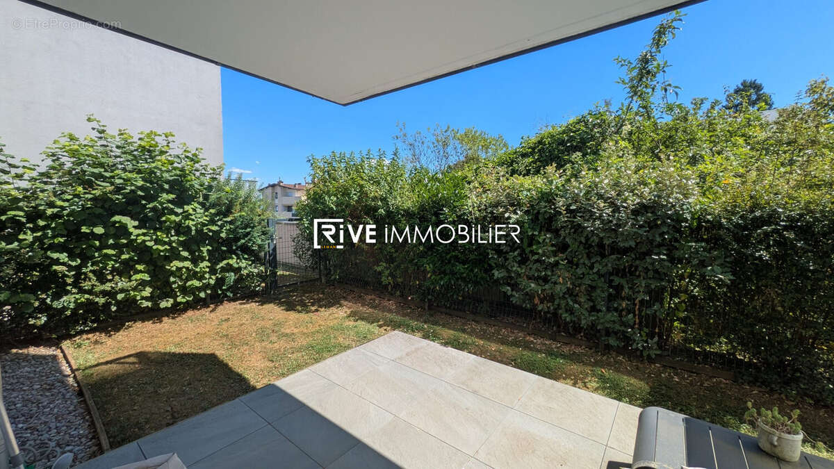 Appartement à EVIAN-LES-BAINS